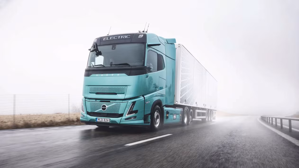 Volvo lança nova geração do FH 600 com câmbio reformulado