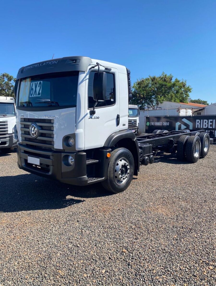 VOLKSWAGEN 24-330 6×2 – 2016