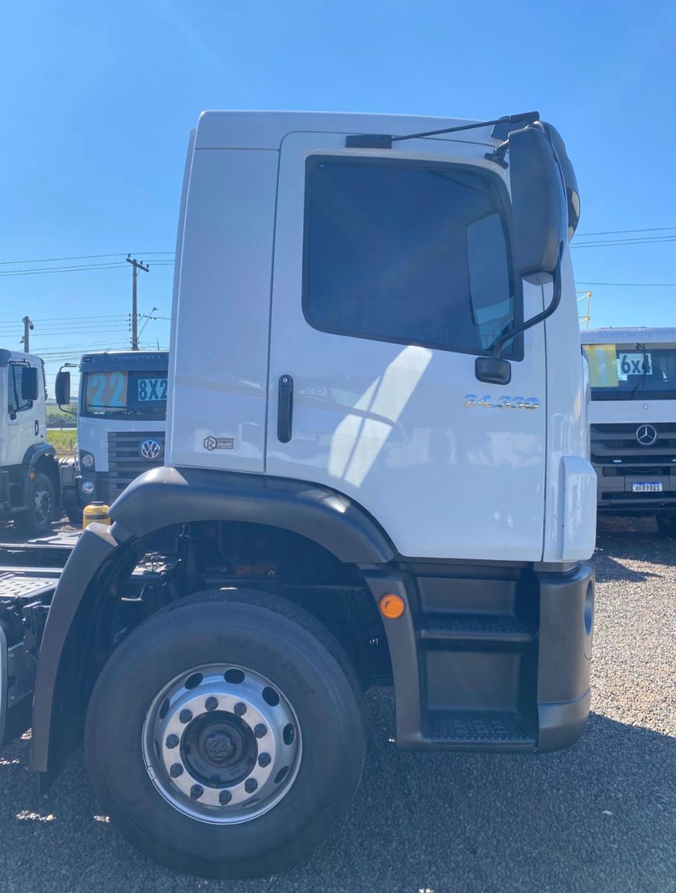VOLKSWAGEN 24-330 6×2 – 2016