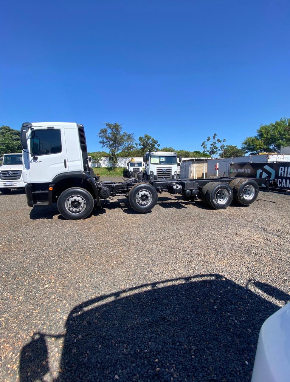 VOLKSWAGEN 24-330 8×2 – 2021
