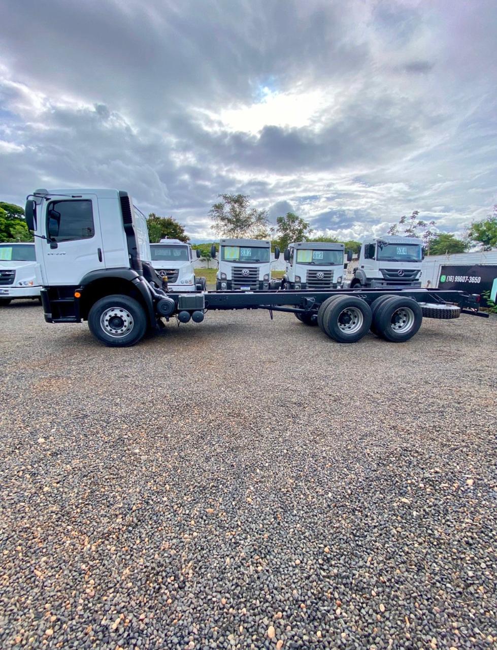 VOLKSWAGEN 24-330 6×2 – 2023