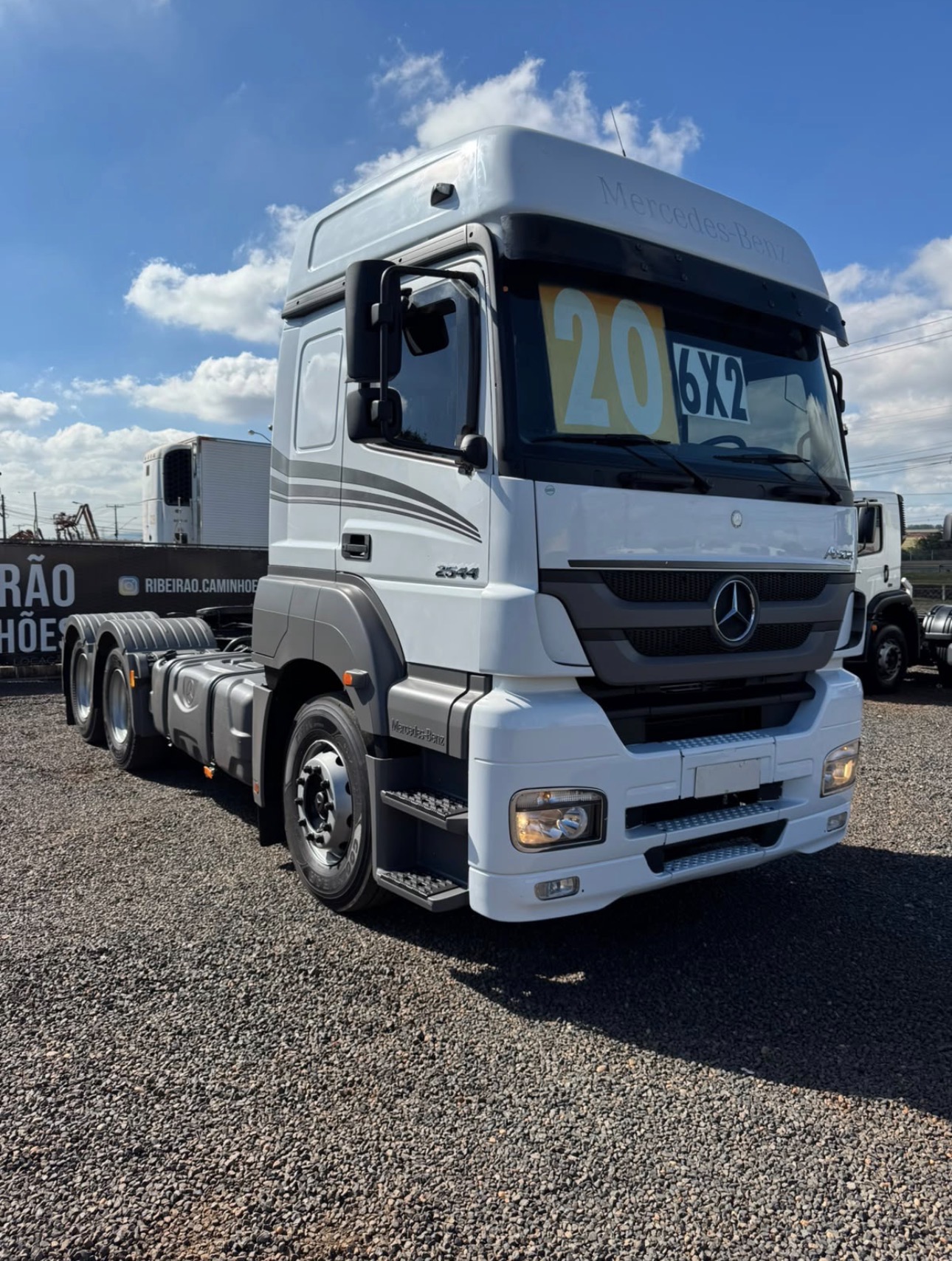MERCEDES-BENZ AXOR 2544 6X2 – 2020