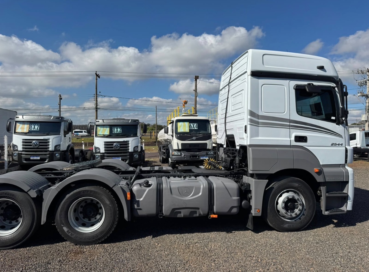 MERCEDES-BENZ AXOR 2544 6X2 – 2020