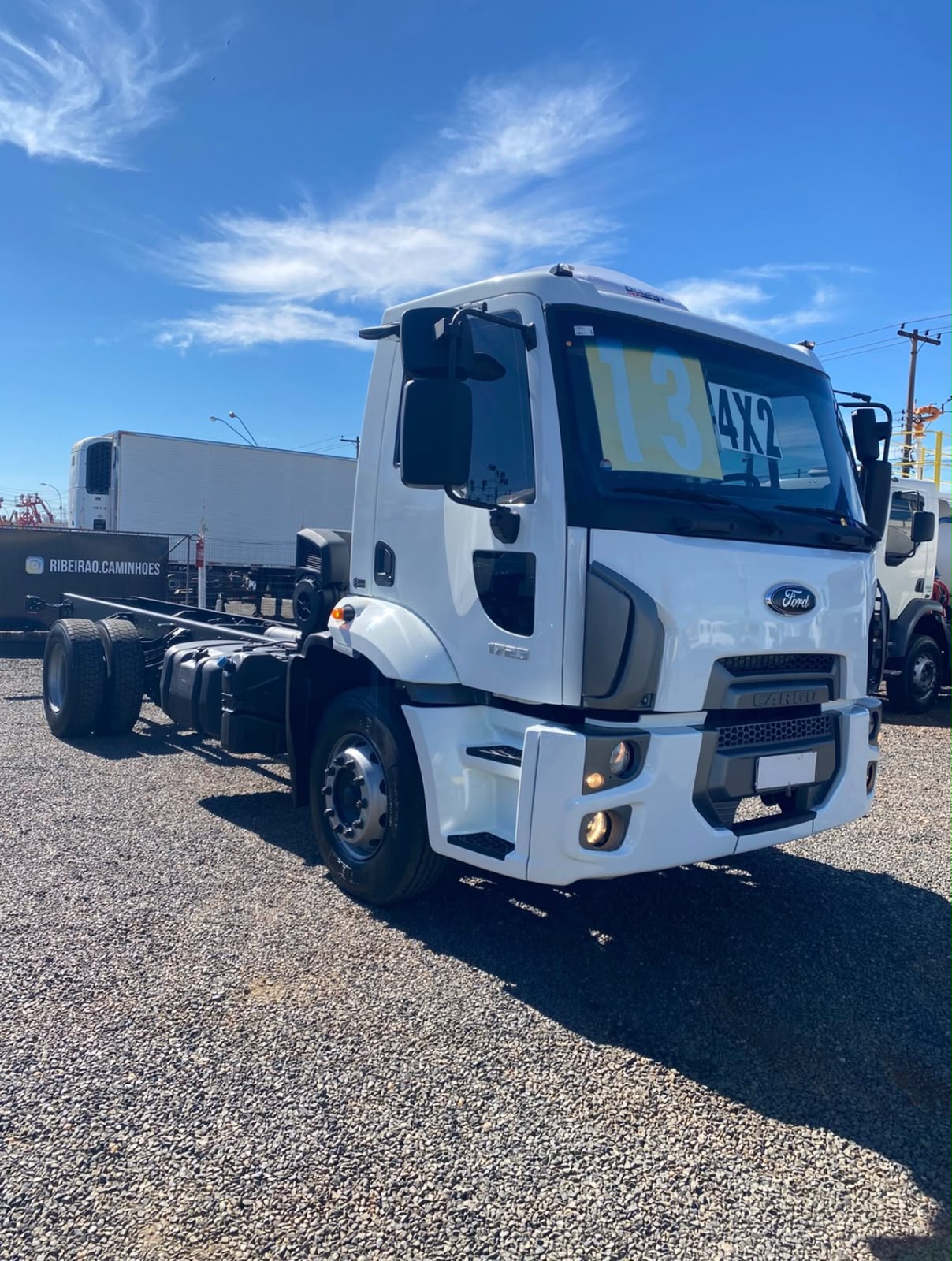 FORD CARGO 1723 4×2 – 2013