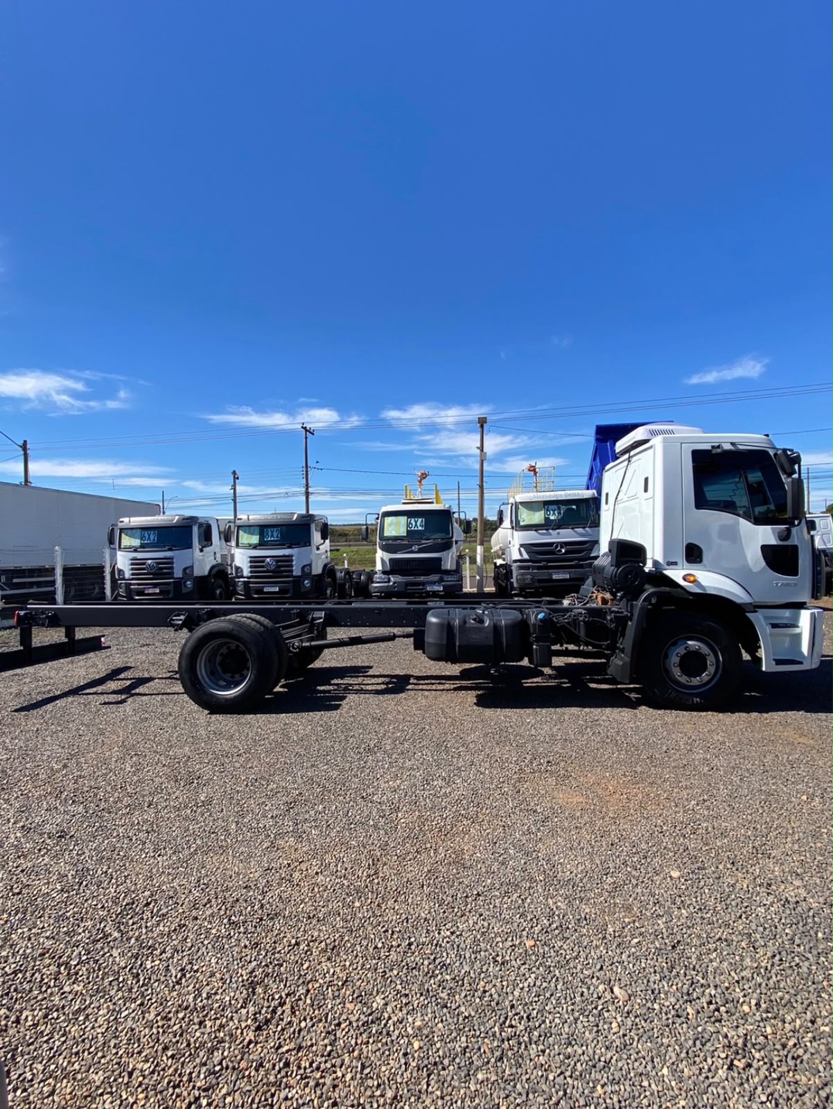 FORD CARGO 1723 4×2 – 2013